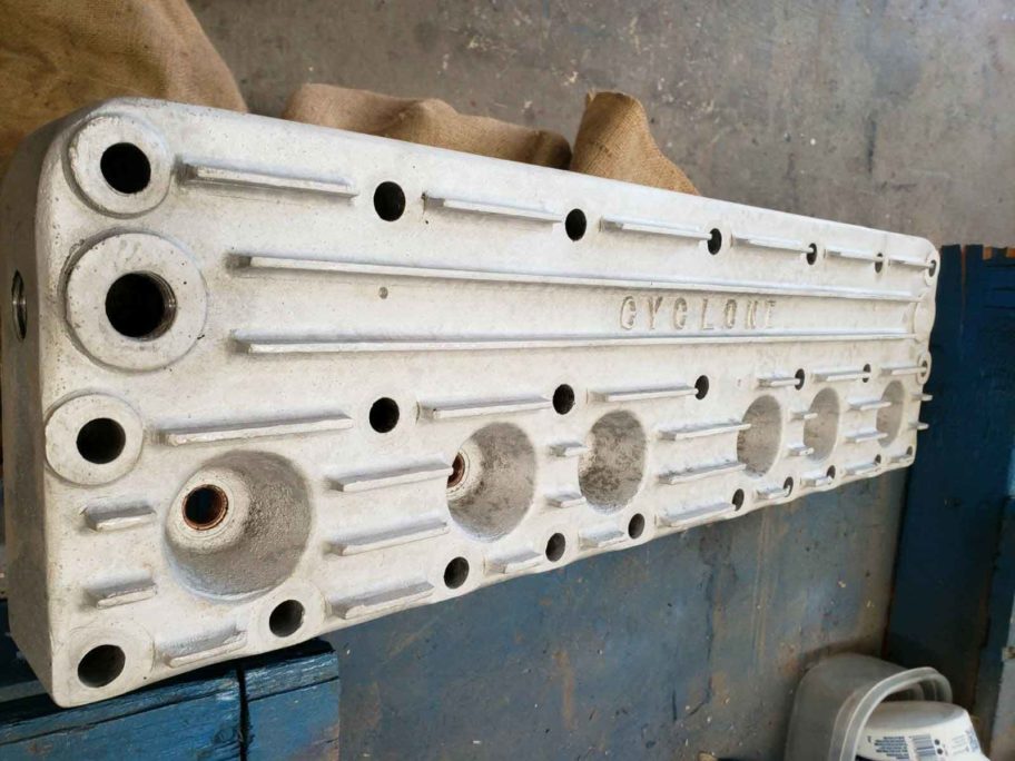 Chris-Craft-6-CYL-Hercules-M-&-K-CYCLONE-HEADS,-RARE